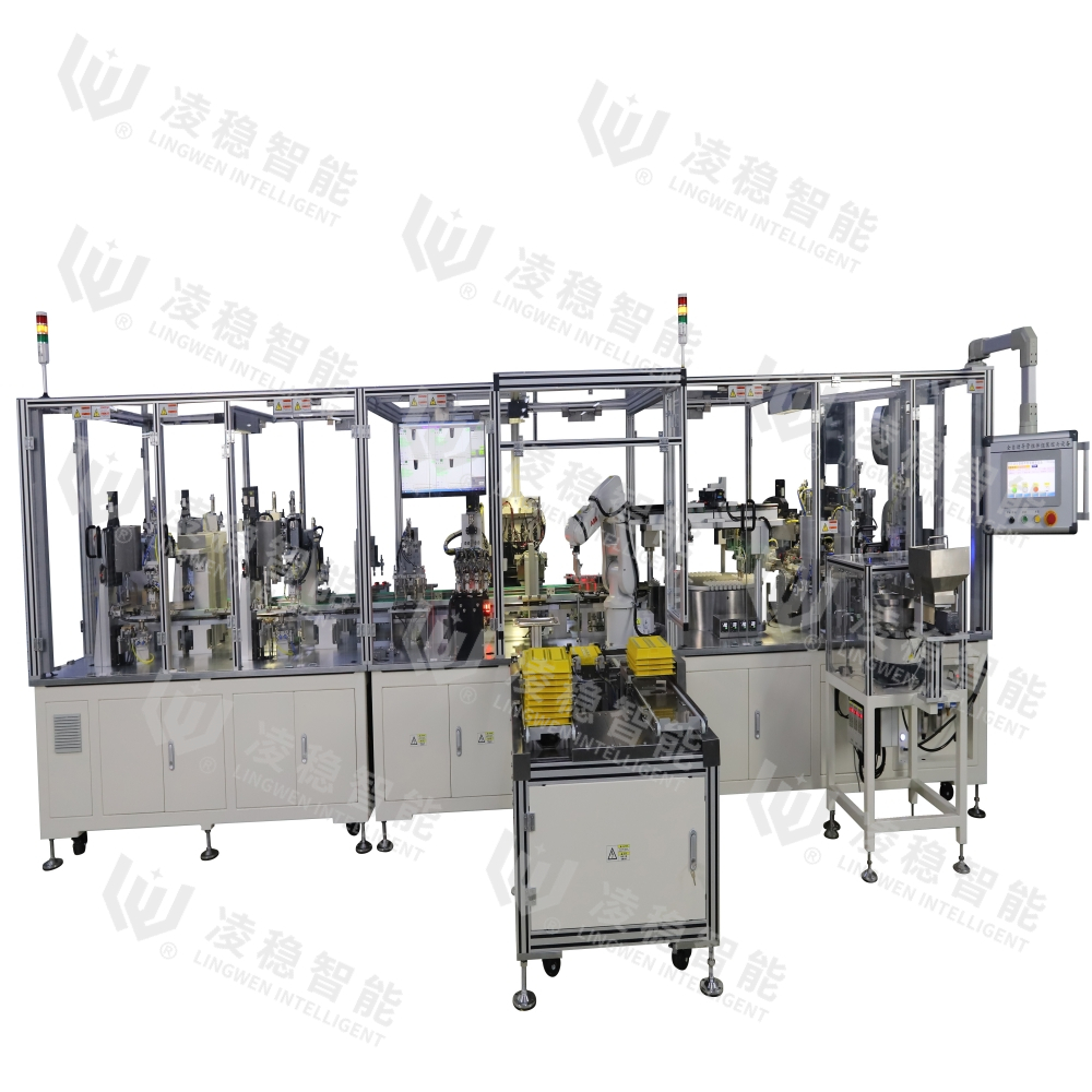 2 Automatic assembly machine for IV canula with wing.jpg